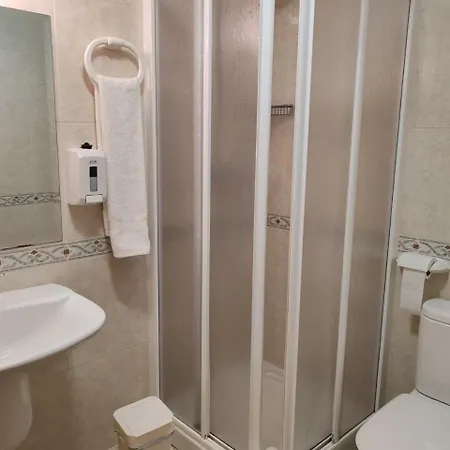 Pensionat Ponte Dos Santos Ribadeo