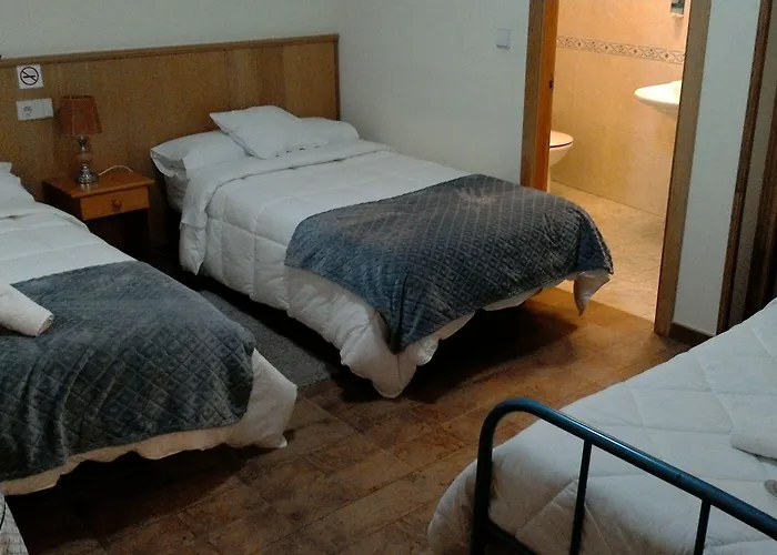 Ponte Dos Santos בית הארחה 4*